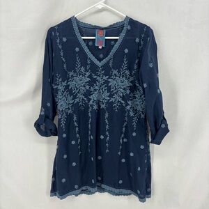 Johnny Was Navy Blue Embroidered Floral Boho Tunic Top XS Crochet Trim